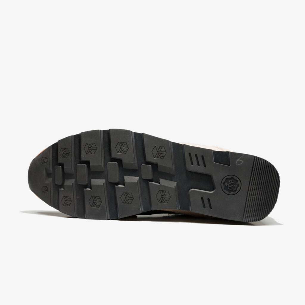 Lace-Up Paint Sneakers Brown - Image 8